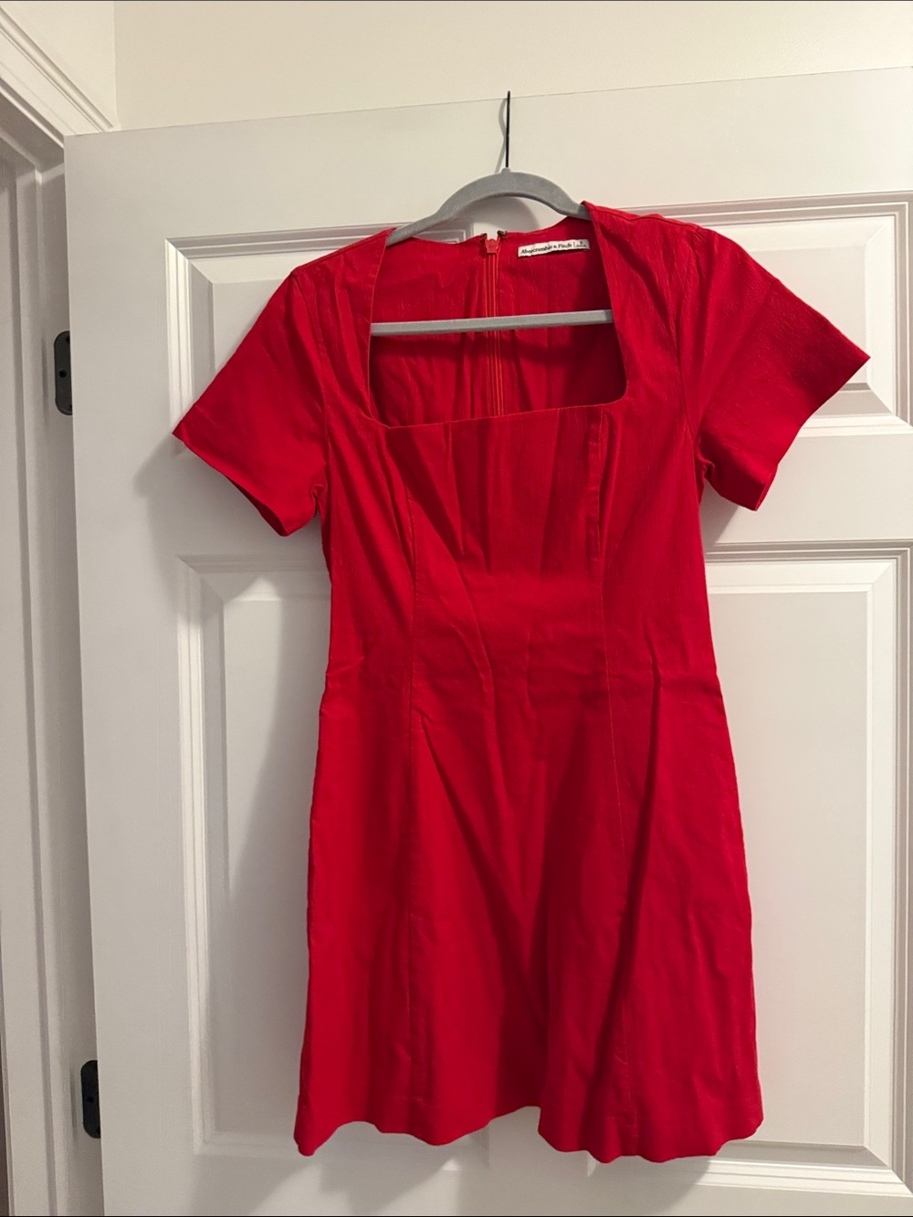 Abercrombie & Fitch Red Square-Neck Short Sleeve Dress